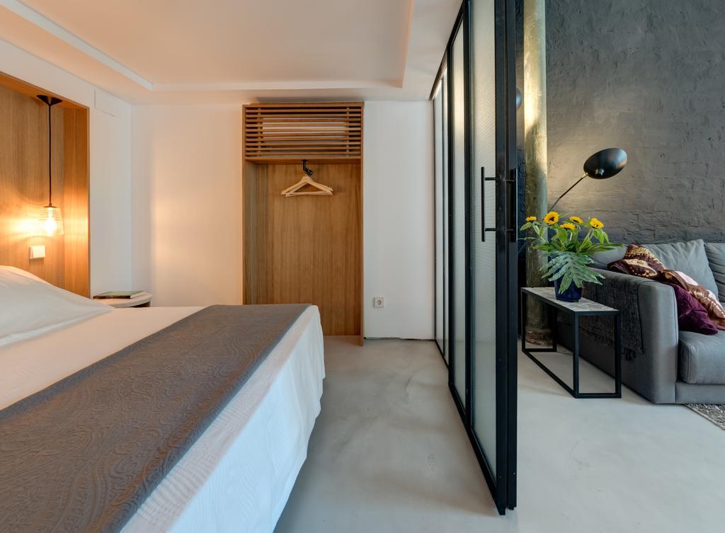 Puerta Del Arenal II Apartment Seville Exterior photo